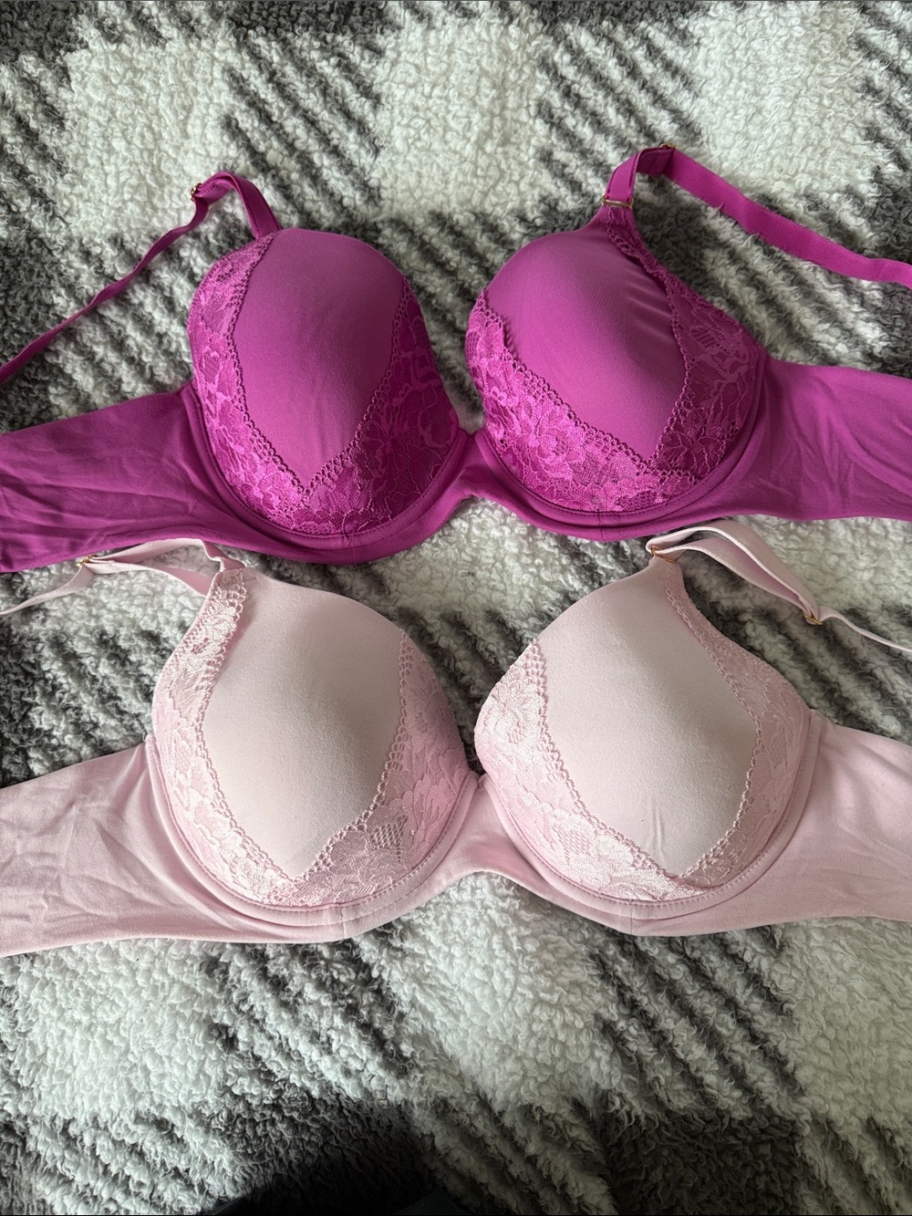 Soma Lace-Trim Bras in Magenta and Light Pink
